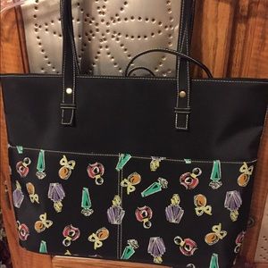 Gently used tote